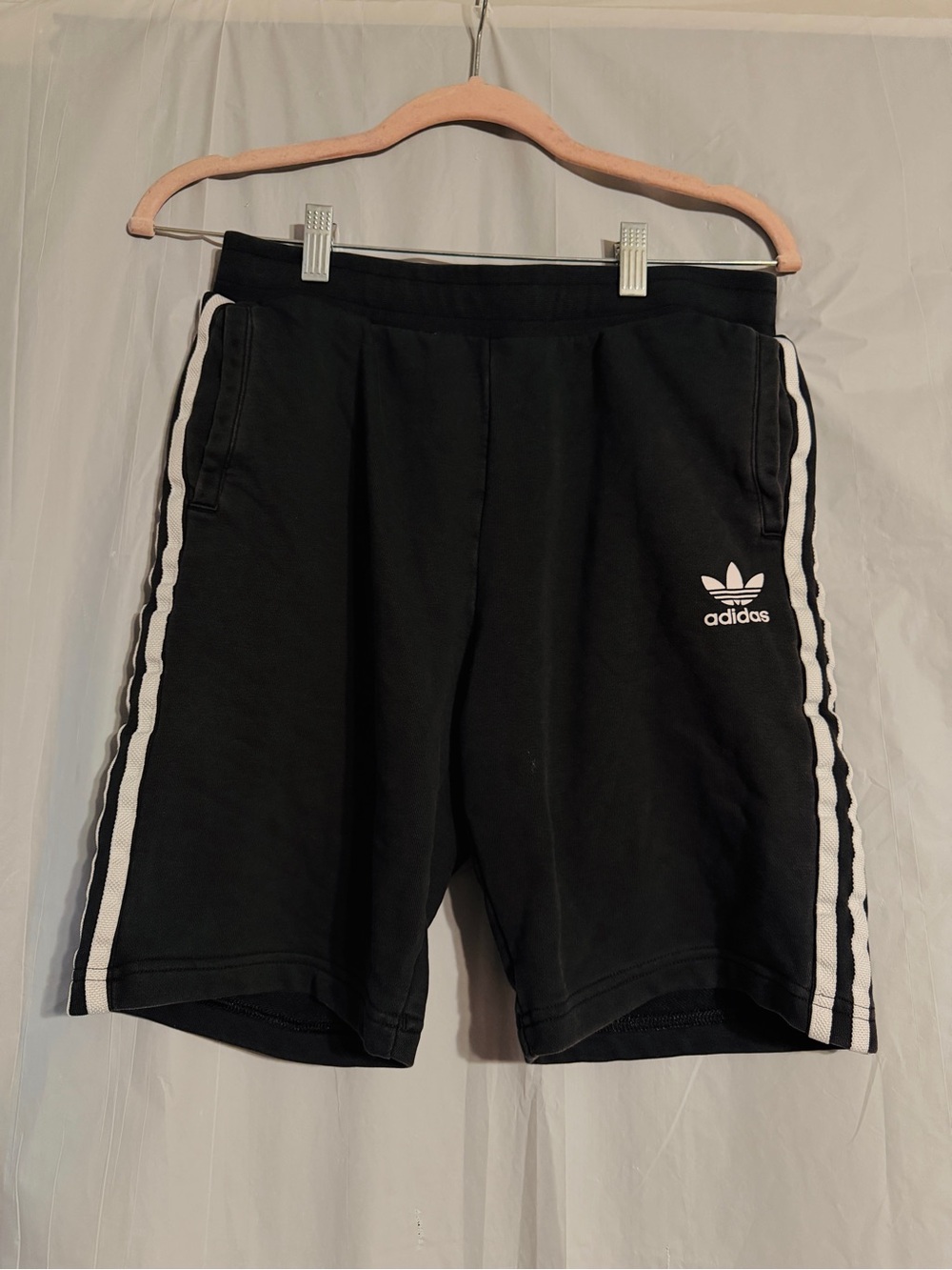 Adidas Originals Boys L 13-14 Black 3-Stripes Trefoil Sweat Shorts 164